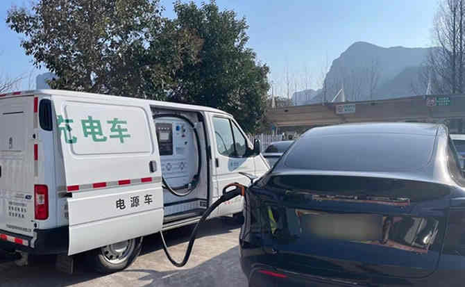 沙雅汽车搭电